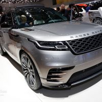 Range Rover Velar Costs Range Rover Sport Money in Geneva, Feels Lavish — autoevolution6