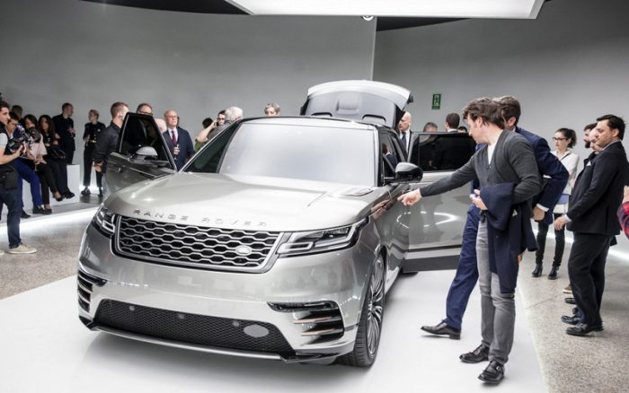 Range Rover Velar приедет на Неделю моды в Милан